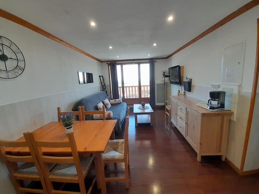 Bellevue Sur Les Hauteurs De Super-besse Apartment