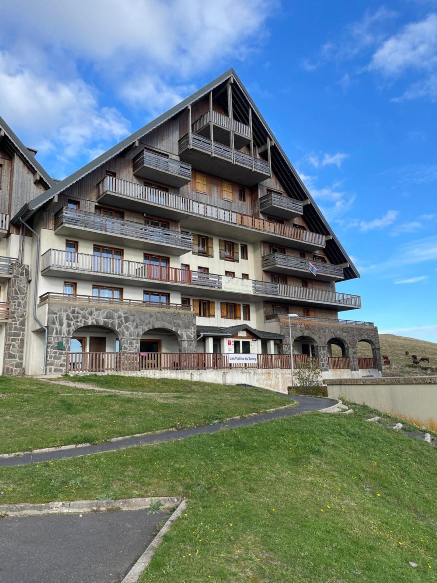 Bellevue Sur Les Hauteurs De Super-besse * Besse-et-Saint-Anastaise